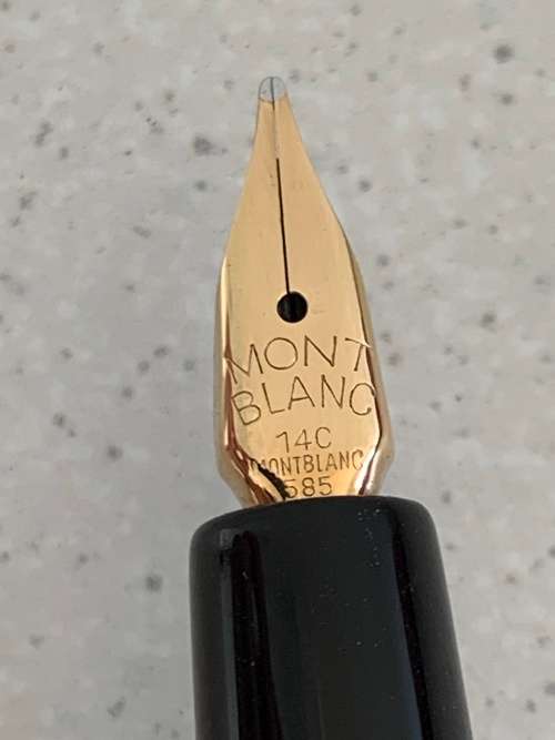 Vintage 1950s Montblanc Black Precious Resin and Gold Nib Fountain Pen