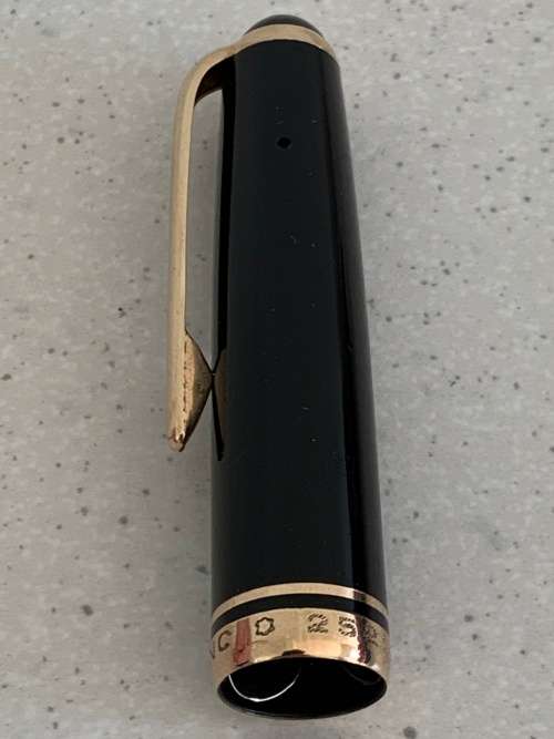 Vintage 1950s Montblanc Black Precious Resin and Gold Nib Fountain Pen