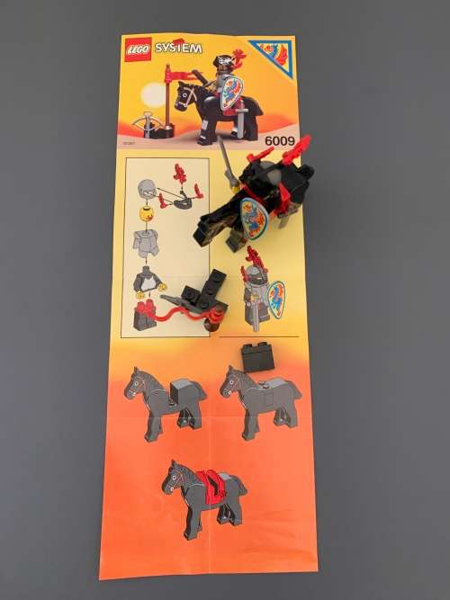 VINTAGE LEGO BLACK KNIGHT - 1992 SET