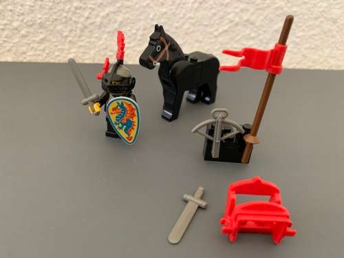 VINTAGE LEGO BLACK KNIGHT - 1992 SET