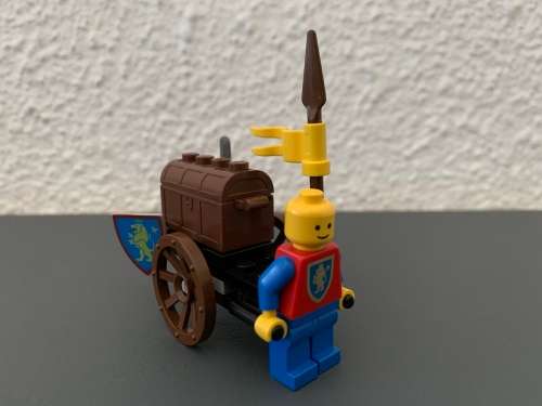 VINTAGE LEGO TREASURE CHEST - 1992 SET