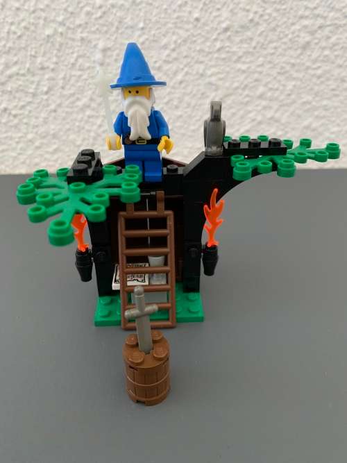 VINTAGE LEGO MAGIC SHOP - 1993 SET