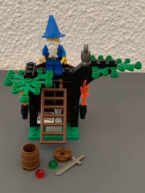 VINTAGE LEGO MAGIC SHOP - 1993 SET