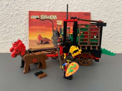 VINTAGE LEGO DRAGON WAGON- 1993 SET