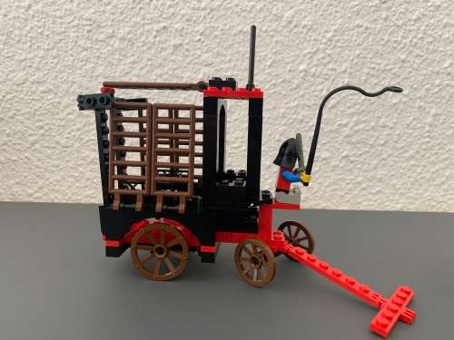 VINTAGE LEGO DRAGON WAGON- 1993 SET