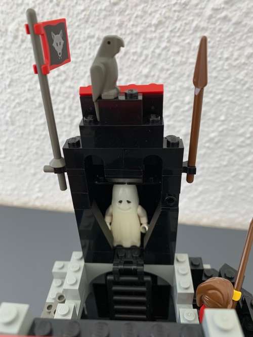 VINTAGE LEGO WOLFPACK TOWER - 1992 SET