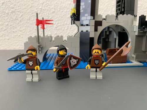 VINTAGE LEGO WOLFPACK TOWER - 1992 SET