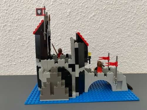 VINTAGE LEGO WOLFPACK TOWER - 1992 SET