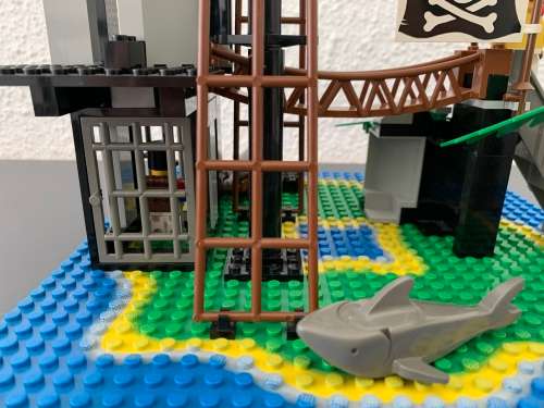 VINTAGE LEGO FORBIDDEN ISLAND- 1989 SET