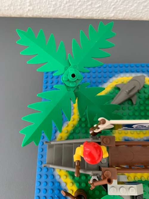 VINTAGE LEGO FORBIDDEN ISLAND- 1989 SET