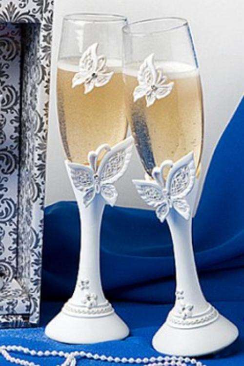 Butterfly themed toasting flute set