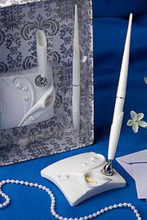 Calla lily themed pen