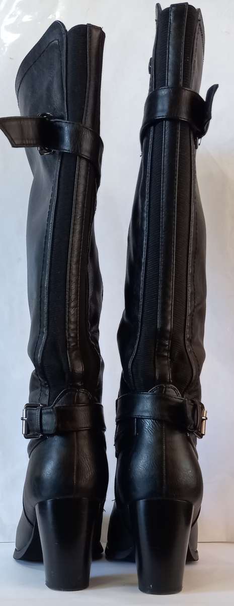 Ladies Knee Height Boots With Block Heel - SA Size 5