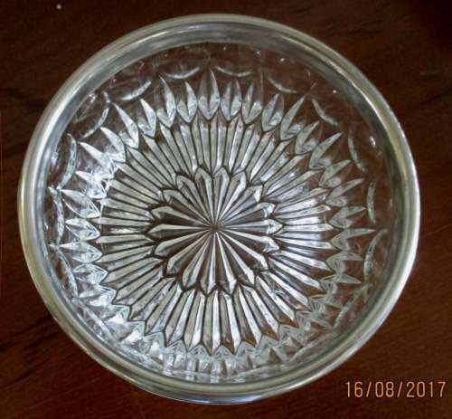 CRYSTAL BOWL WITH SILVER LINING