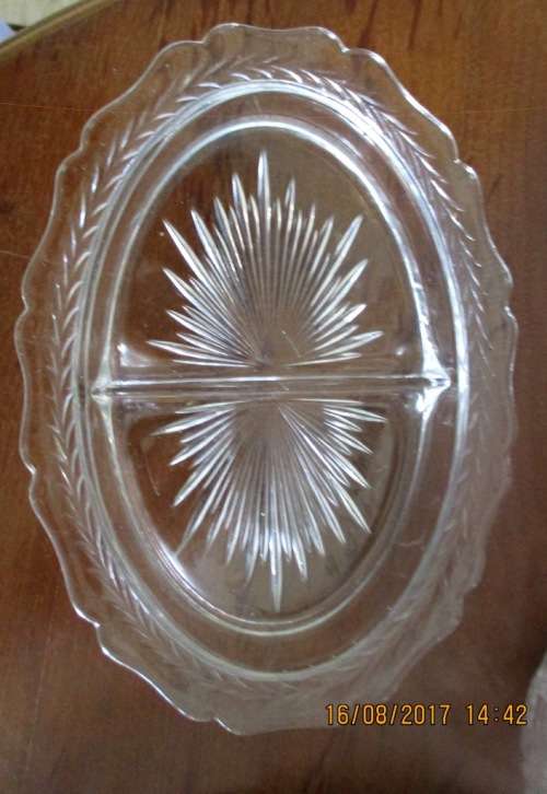 DISH WITH 2 SEGMENTS