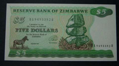 WOW !! Scarce Zimbabwe 5 Dollar note, pick 2e!! WOW