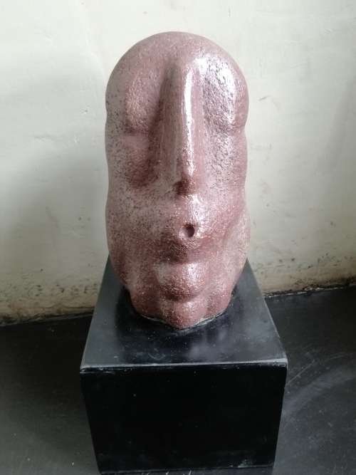 VERY OLD TERRACOTTA SIGNED E LEGAE. IN VERY GOOD CONDITION