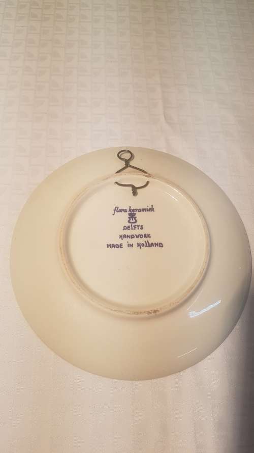 Stunning Delft windmill plate!