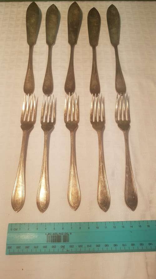 James Ryals silver-plated cutlery set!