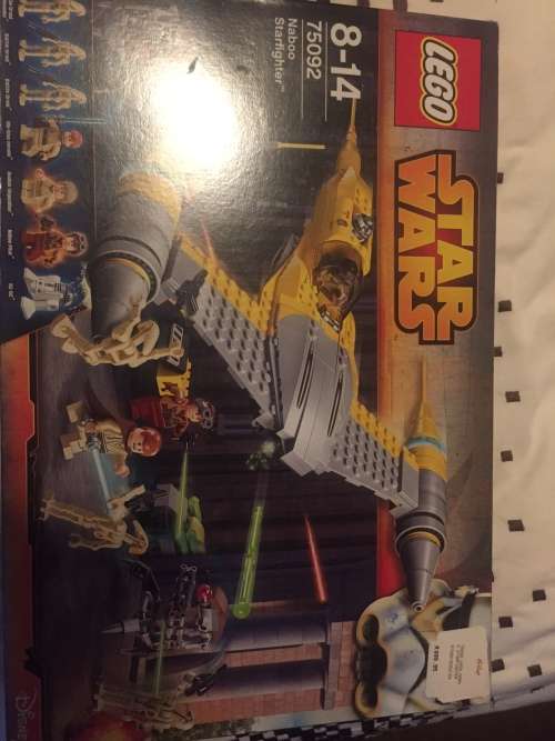 STAR WARS Naboo Starfighter - BRAND NEW