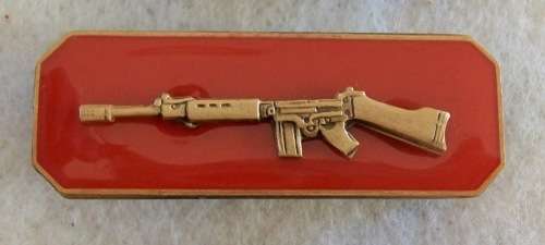 SADF - Army, Marksman - (bronze on red plate)