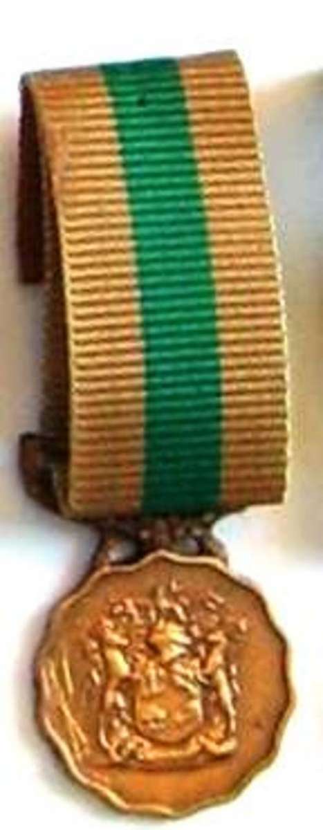 SADF - 10yrs Good Service Medal - Miniature