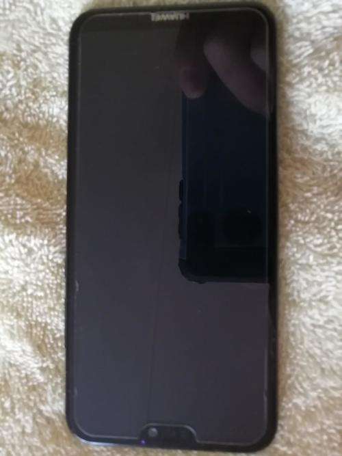 Huawei P20 Lite in new condition. A bargain at this starting price of R 1700.