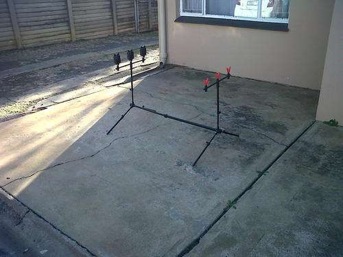 Fishing peg tripod in good condition with 3 x alarms.