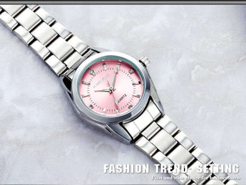 *.*Luxury Watch** Ladies Rhinestone Quartz Wristwatches
