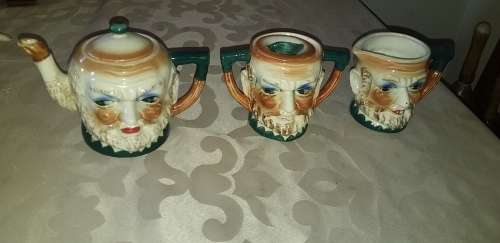 Vintage character crockery