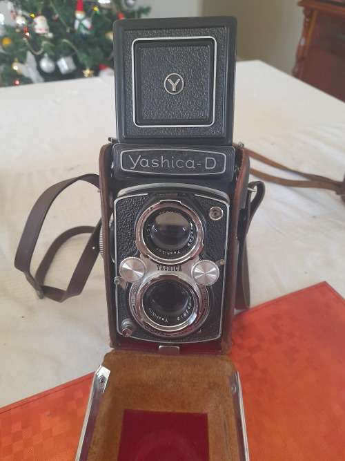 Vintage Yashica cameras X2