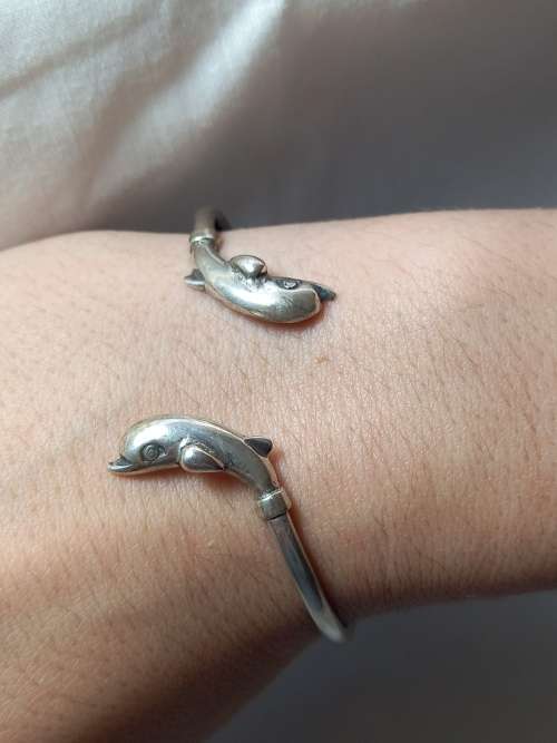 Sterling silver bangle