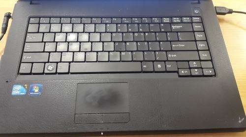 LG (i3) C500 Laptop - Selling as spares or for repairs