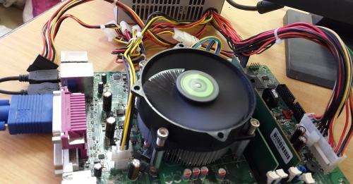 Intel Desktop Board (DQ670W) + Core i5 -2400 CPU @ 3.1GHz + 2 x2GB Memory + Fan & Heat Sink!!!!