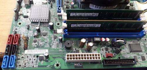 Intel Desktop Board (DQ670W) + Core i5 -2400 CPU @ 3.1GHz + 2 x2GB Memory + Fan & Heat Sink!!!!