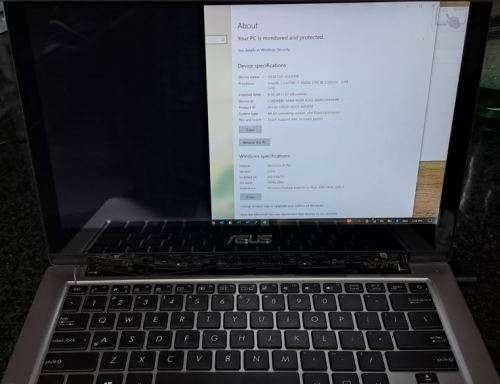Asus ZenBook UX303U - For SPARES or REPAIRS - PLEASE READ DESCRIPTION. Core i7 CPU 6500U @ 2.5GHz
