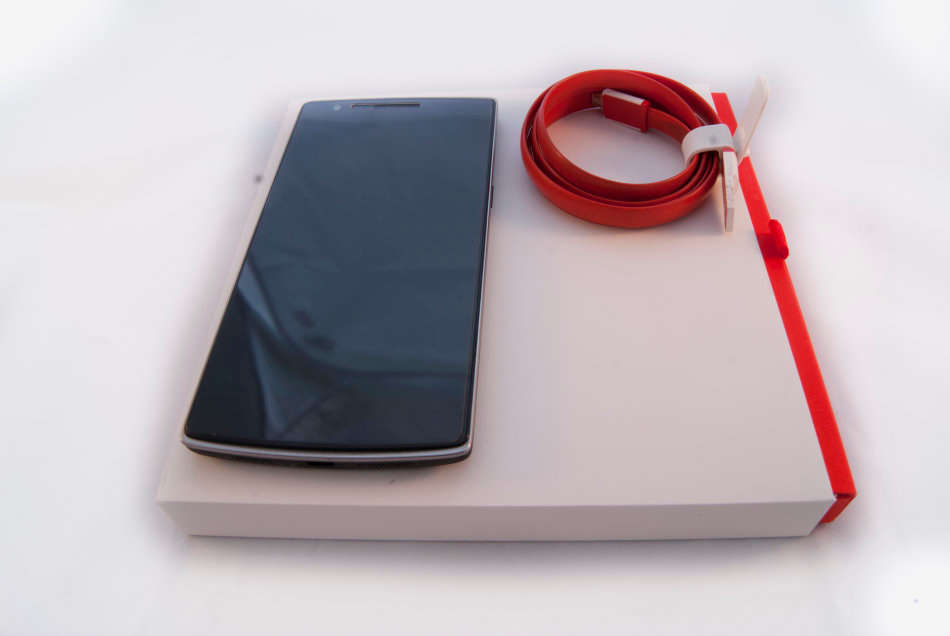 OnePlus One *** 1 + 1