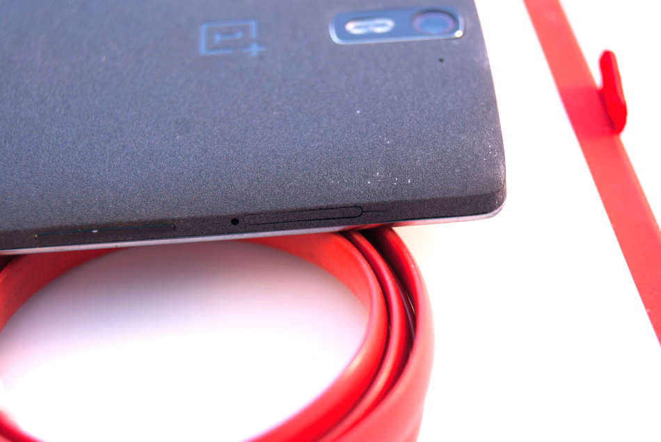 OnePlus One *** 1 + 1