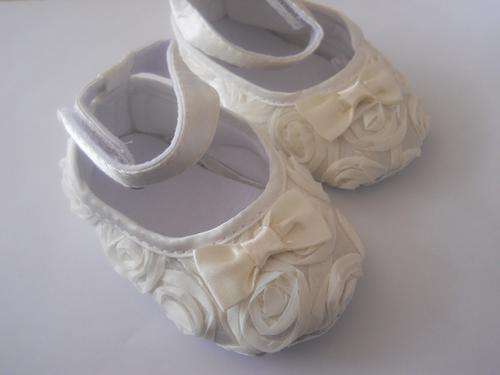Baby Rosette Shoes - Vanilla - SO GORGEOUS!