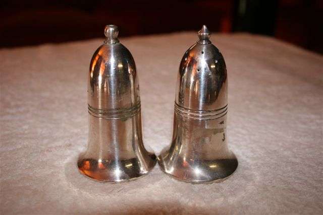 SALT and PEPPER SET