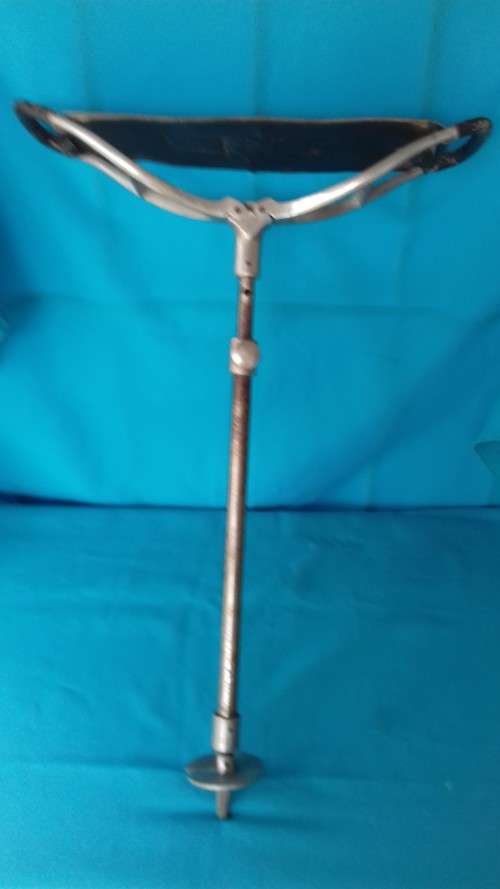 SHOOTING STICK WITH  SEAT