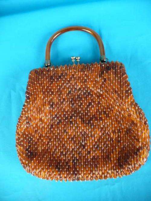 VINTAGE AMBER COLOUR BEADED BAD