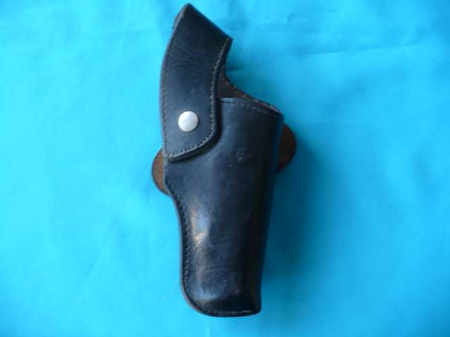 LEATHER HOLSTER