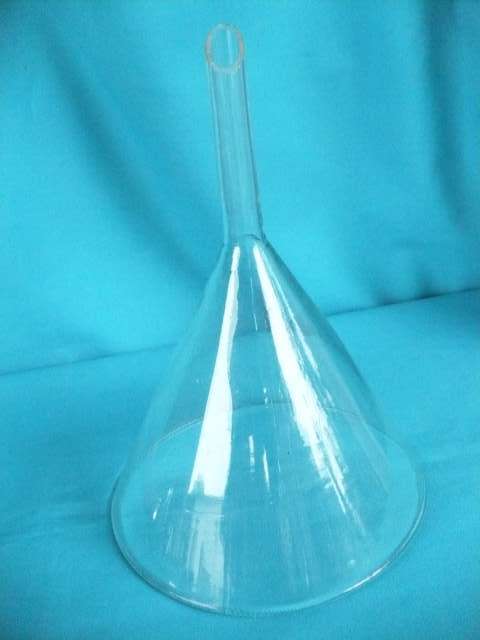 LARGE GLASS FUNNEL