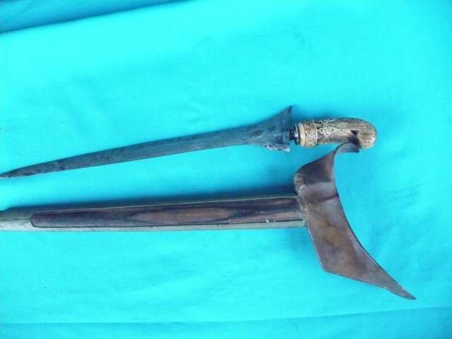 KRIS DAGGER IN  BRASS & WOOD SHEATH