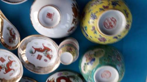 25 PIECES MIXED PATTERN CHINESE CROCKERY