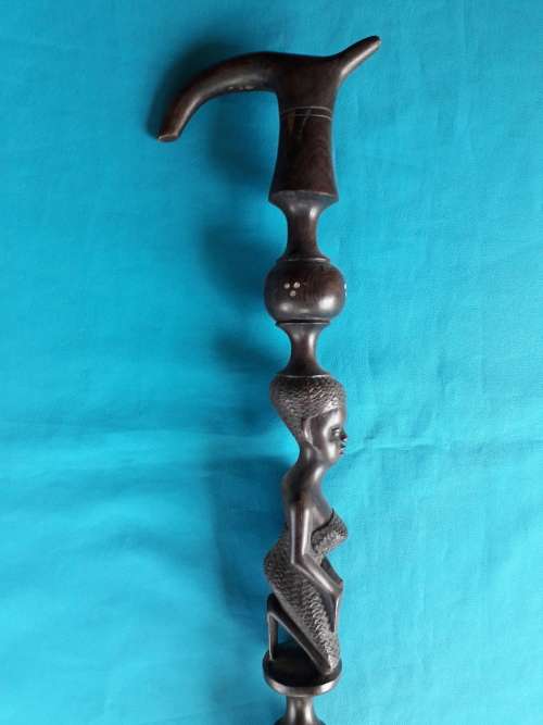 VINTAGE AFRICANA CARVED WALKING STICH