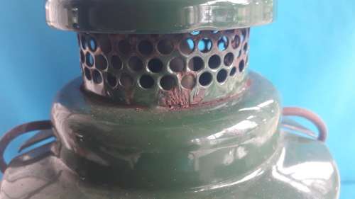 VINTAGE  "COLEMAN"  KEROSENE LAMP