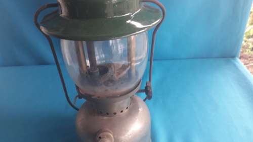 VINTAGE  "COLEMAN"  KEROSENE LAMP