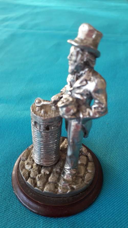 VINTAGE  'ENGLISH MINIATURE'  PEWTER  'CHESTNUT ROASTER'